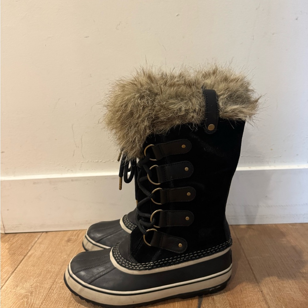 BNWOT Sorel Black Fur-Trimmed Winter Boots - Picture 6 of 8